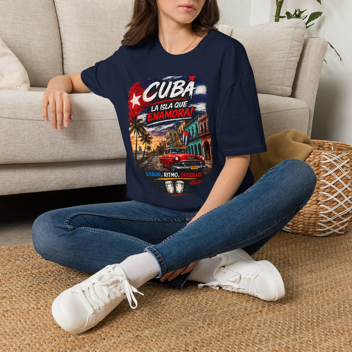 Cuba La Isla Que Enamora T-Shirt — Vintage Cuban Travel Tee